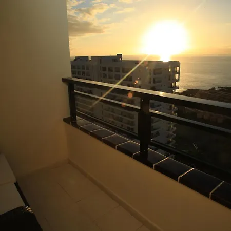 Sunset Paradise أذيخي