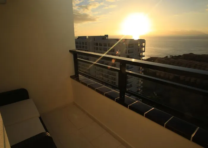 Sunset Paradise אדחה