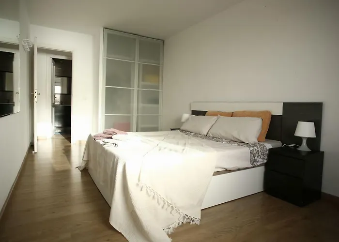 Sunset Paradise אדחה